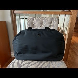 Lululemon go getter bag